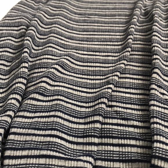 Tank - Picture 3 of 5